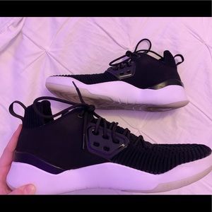 AIR JORDAN DNA LX SHOES.